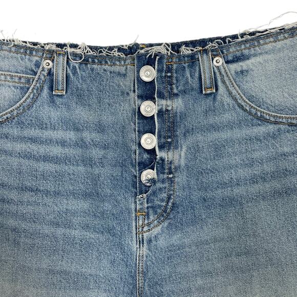 Hudson Sloane Short 29 Distressed Denim Step Hem Button Fly Light Wash Cutoffs - Picture 4 of 8